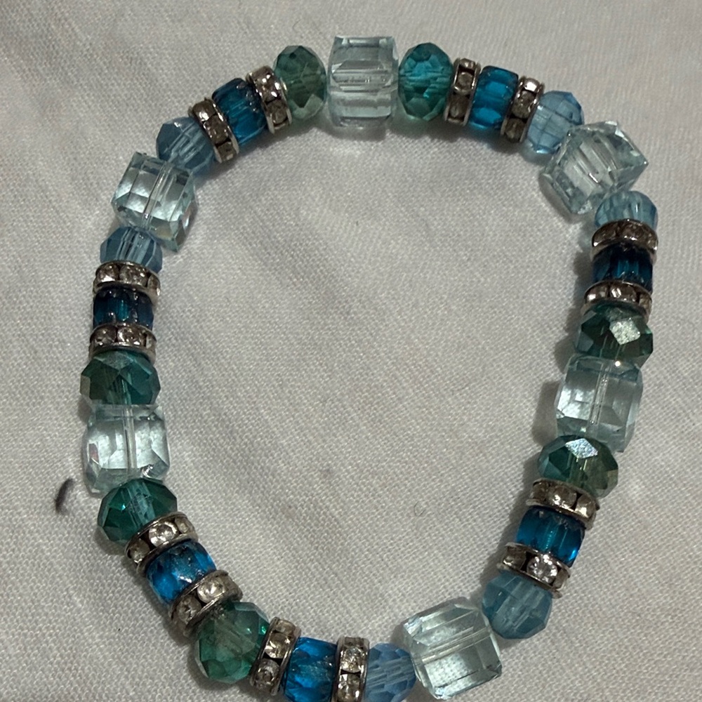 Elegant Blue and Silver Beaded Bracelet